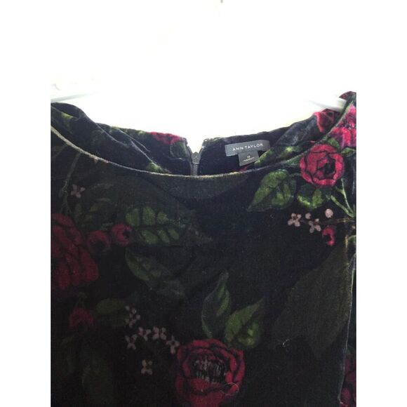 Ann Taylor Black w/Multicolor Floral Velvet Knee Length Shift Dress size 12 - Picture 5 of 9